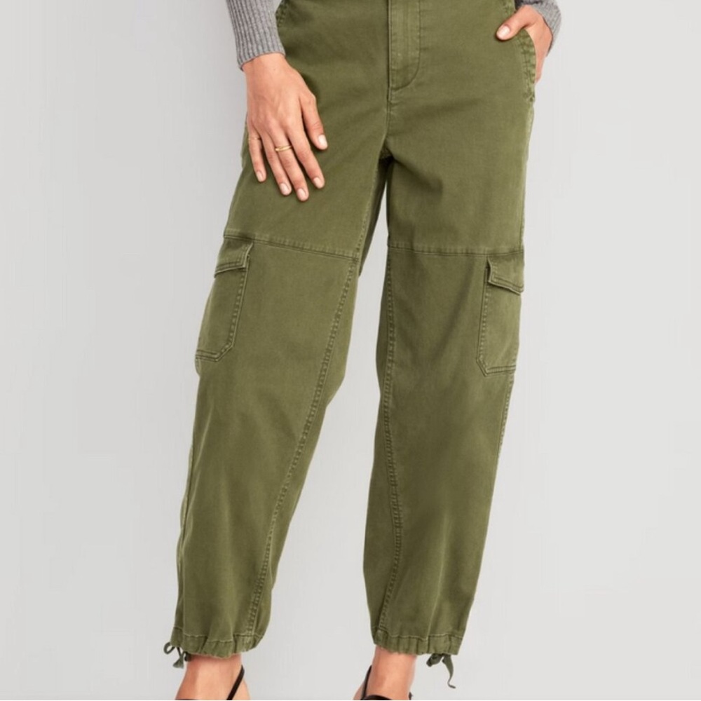 Old Navy Olive Green Cargo Pants